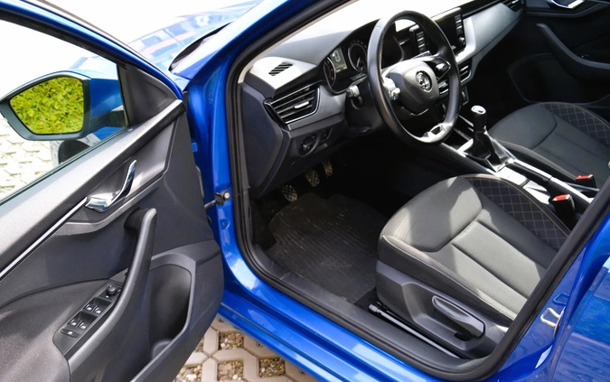 Skoda Scala cena 51000 przebieg: 133900, rok produkcji 2020 z Luboń małe 352